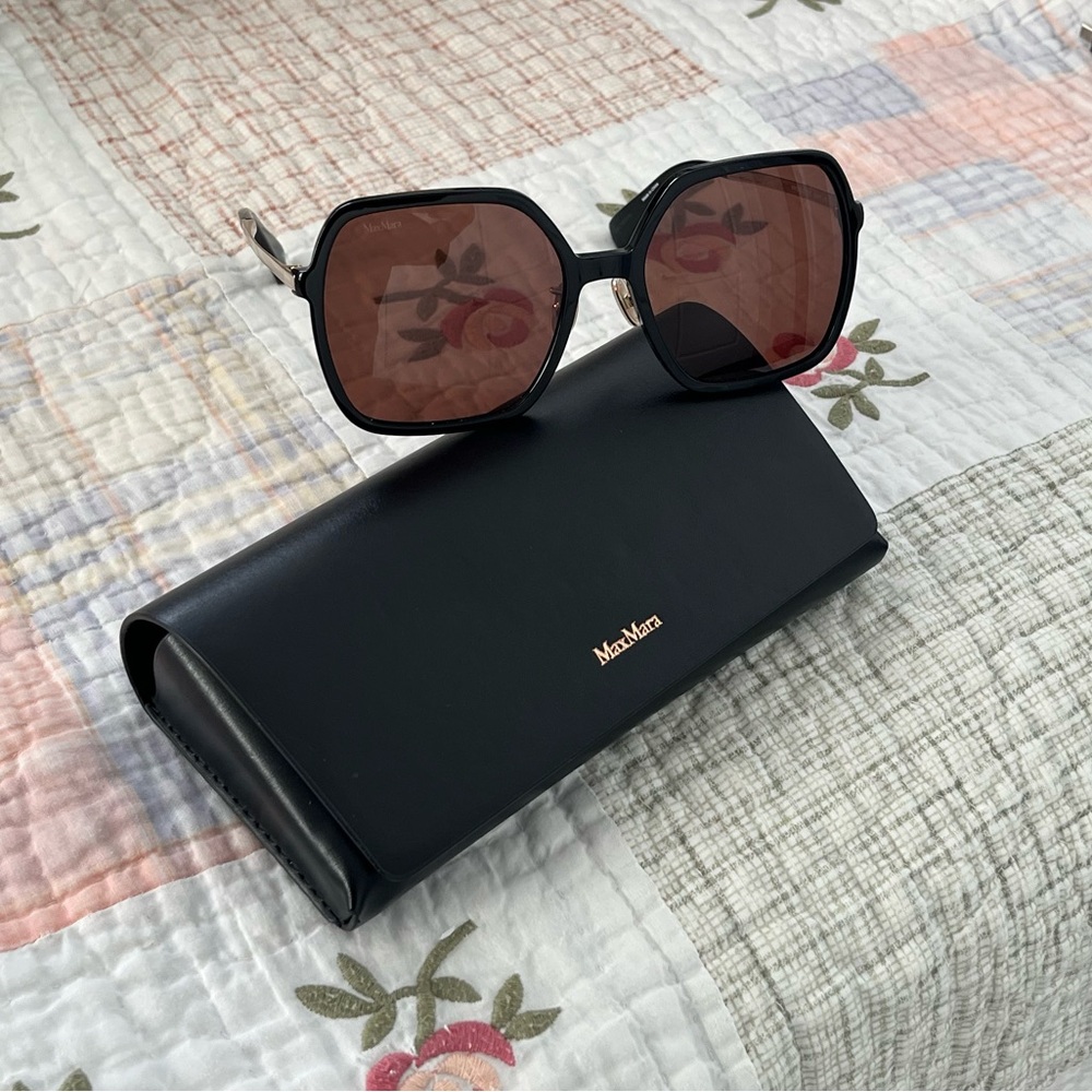 MaxMara Black Frame Sunglasses with Brown Lenses